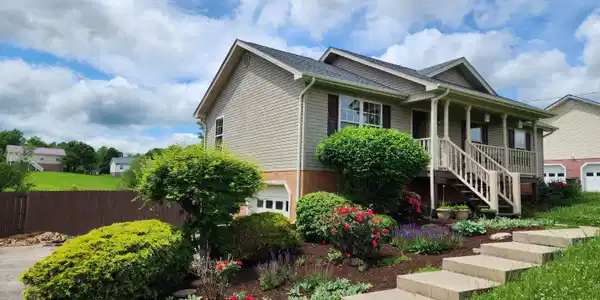 28 Mockingbird Court