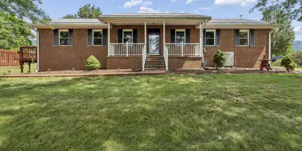 138 Burton France Road