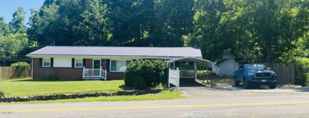 1820 Pine Orchard Road