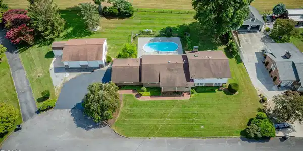 110 Lynnview Circle