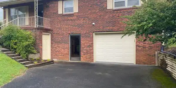 3204 Marbleton Road