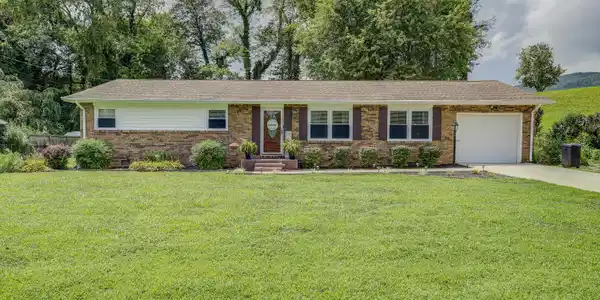 115 Lancelot Drive