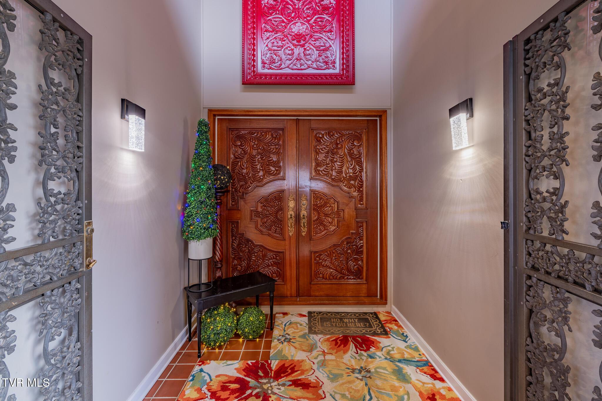 Image 2: 1R9A1188-HDR