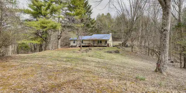 135 Earl Williams Road