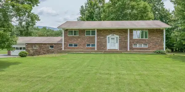 153 Adams Road