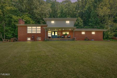 1703 Rock Springs Road