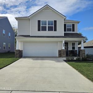 1070 Clearwater Lane