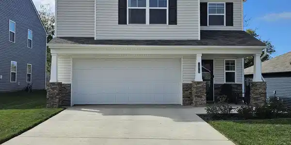 1070 Clearwater Lane