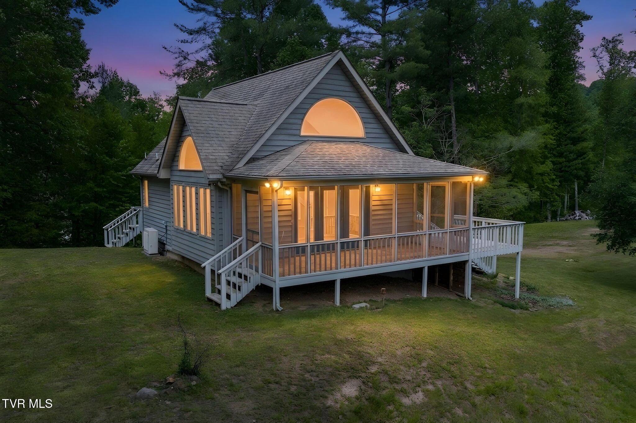 Image 3: 4-web-or-mls-collov-ai_20260506203558_z7