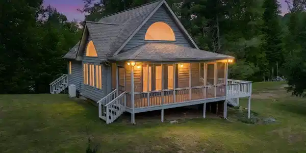 Image 3: 4-web-or-mls-collov-ai_20260506203558_z7