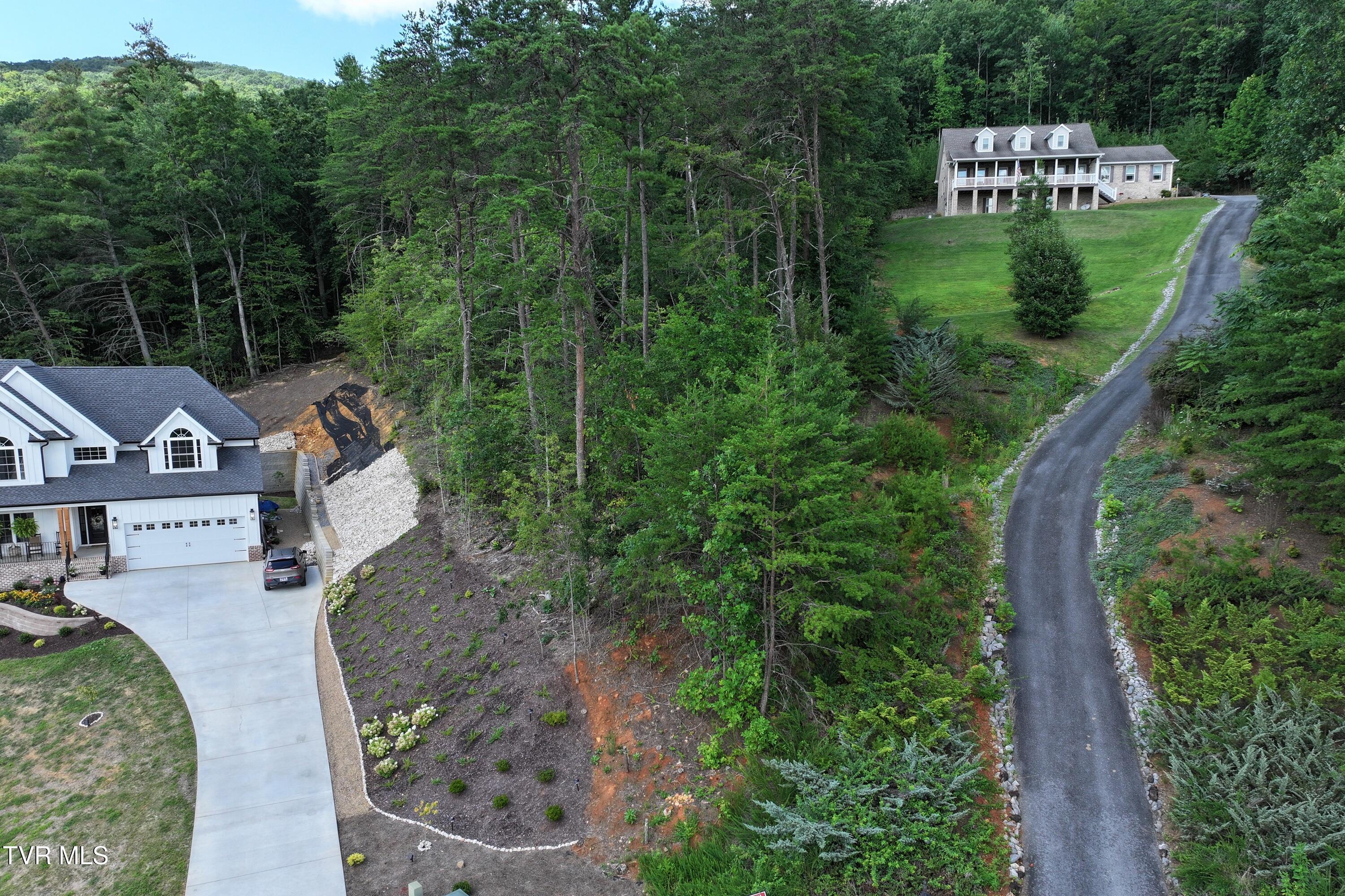 Image 3: DJI_20250806160636_0060_D8