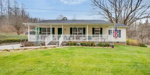 1202 Marbleton Road