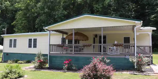 2004 Derby Road