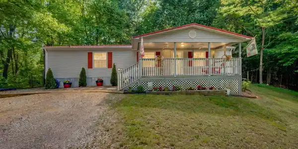 1285 Frank Roberts Road