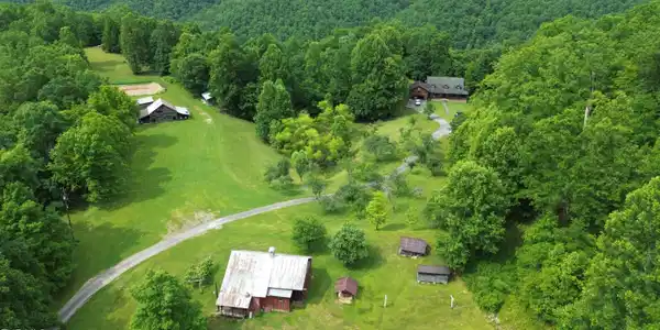 639 Dream Farm Road