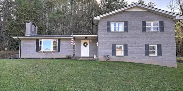 115 Freeman Silvers Road