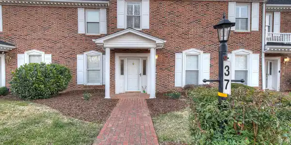 112 Barberry Road