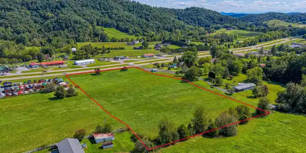 Image 4: Hwy 11 W. 2 parcels. Rog MLSa (14 of 22