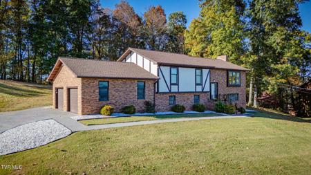 2316 Colonial View Road