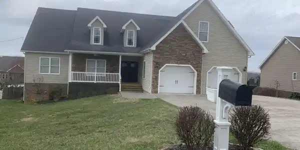 948 Walkers Bend Road