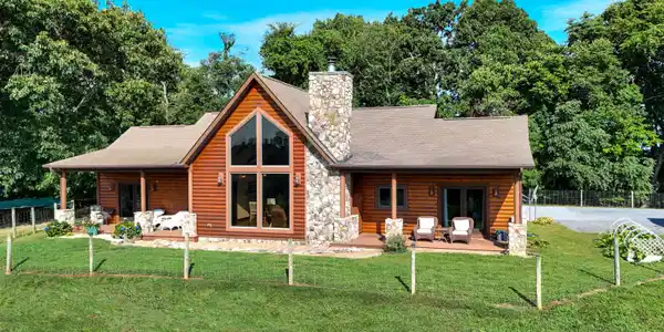 133 Hartmantown Road