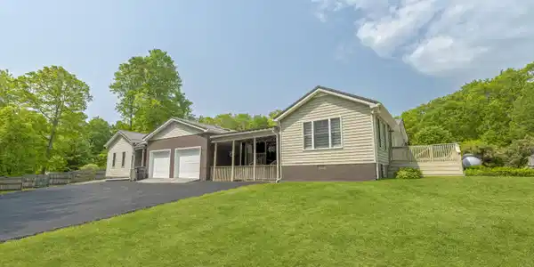 Image 2: 9266 Forest Rd-6327-HDR