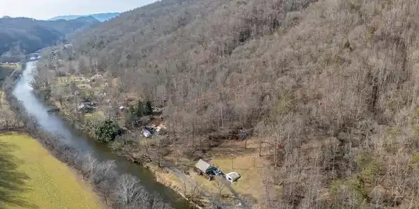 Image 2: DJI_20260105142739_0059_D