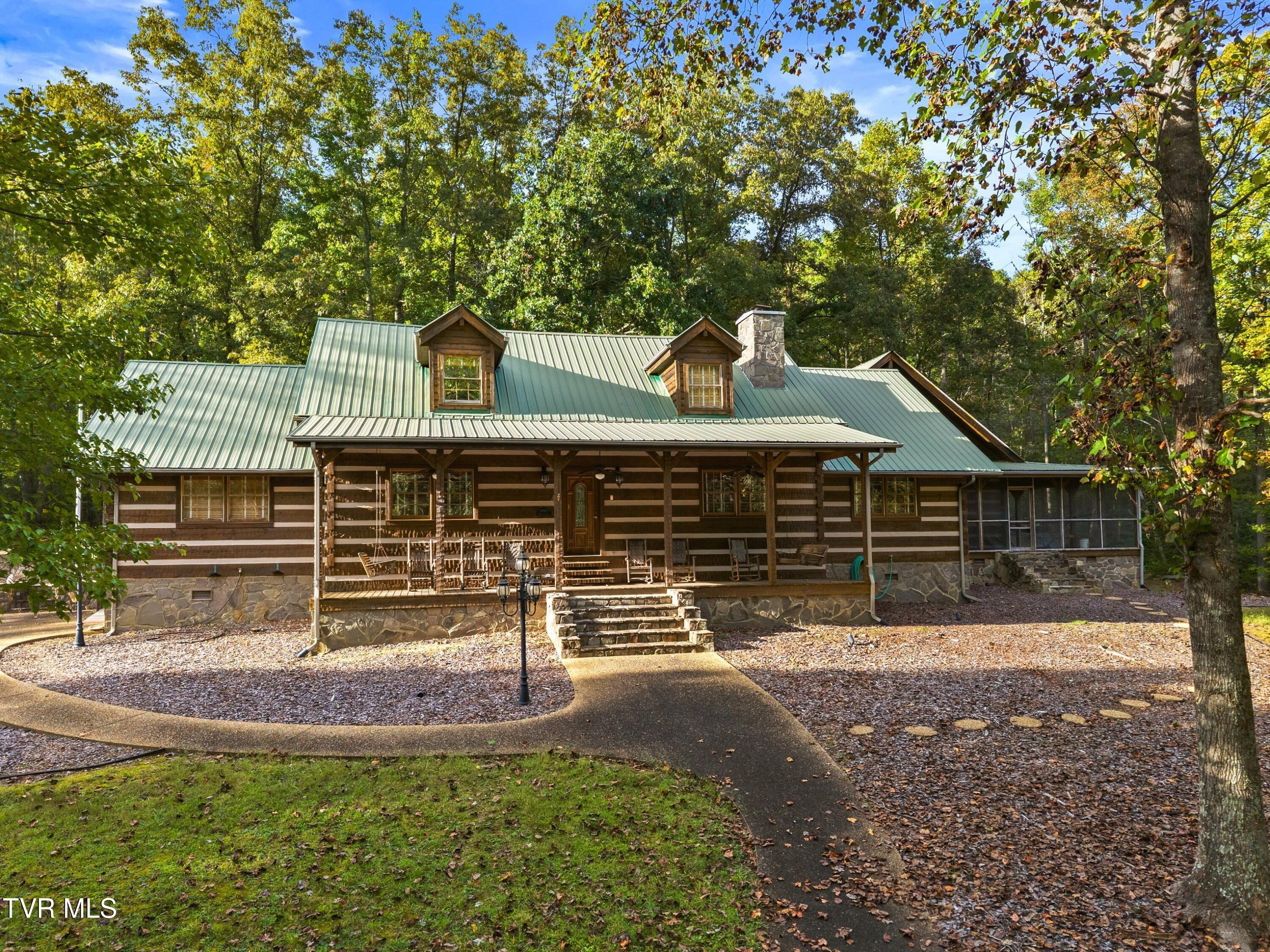 Image 4: 002-257JonesLane-Mooresburg-TN-37811-SMA