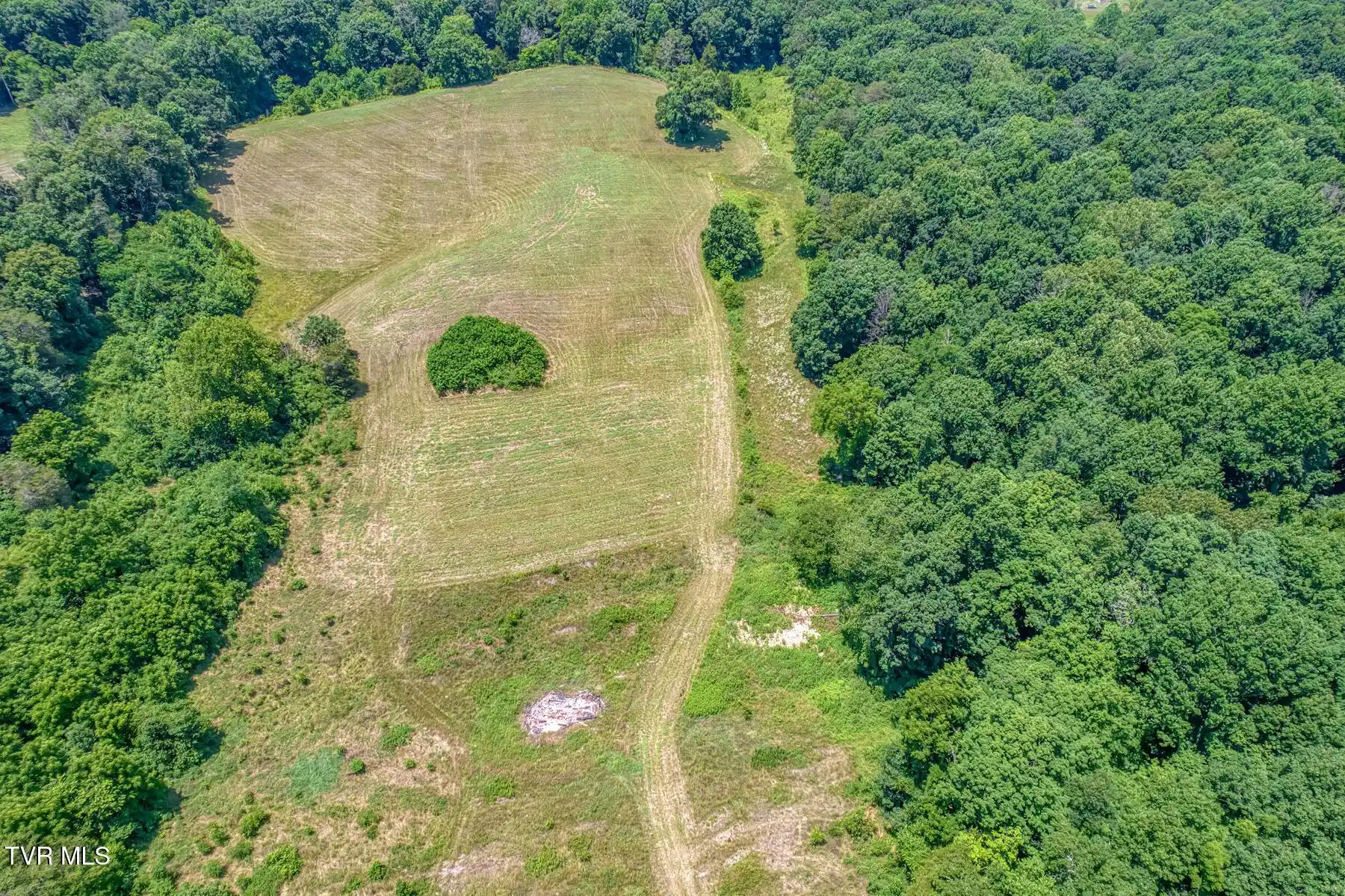 Image 1: 645 Hickory Cove Rd-1
