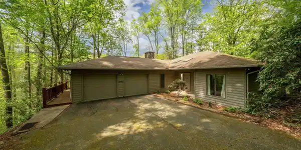 Image 2: 1945 Sage Valley Cir (14 of 14)