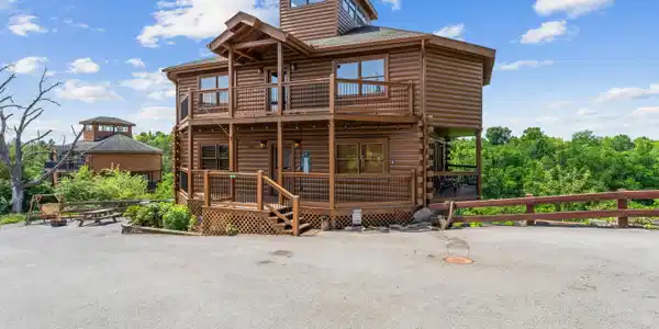 2083 Kerr Rd