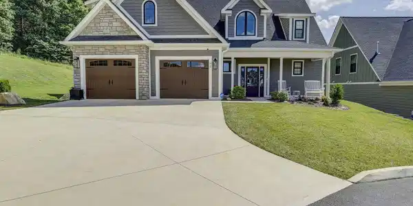 92 Slonaker Circle