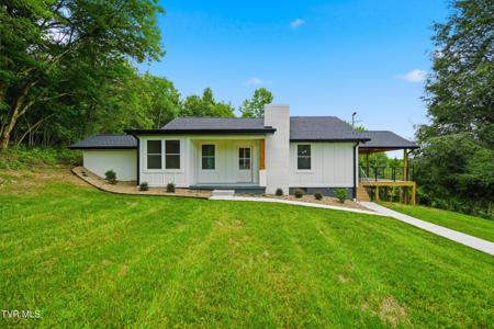 707 Cooks Valley Road