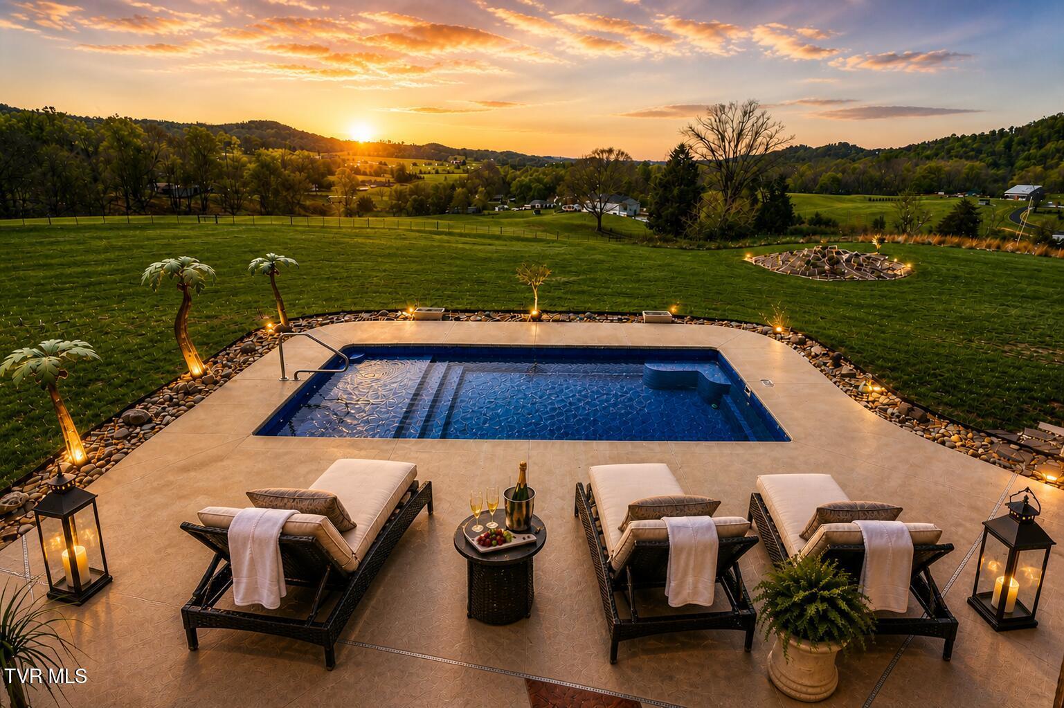 Image 3: Poolside View