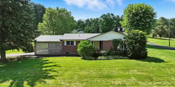 134 Richmond Heights
