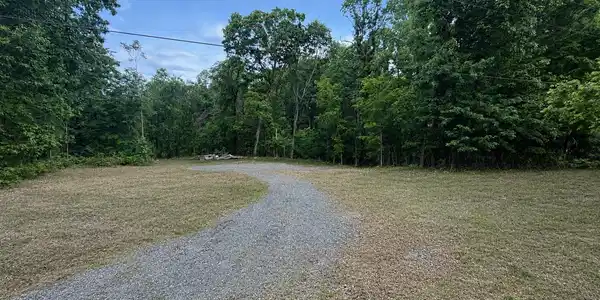 955 Old Hall Road