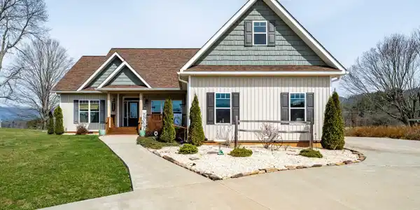 533 Highland Acres