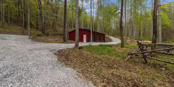 1485 Barrett Hollow Road