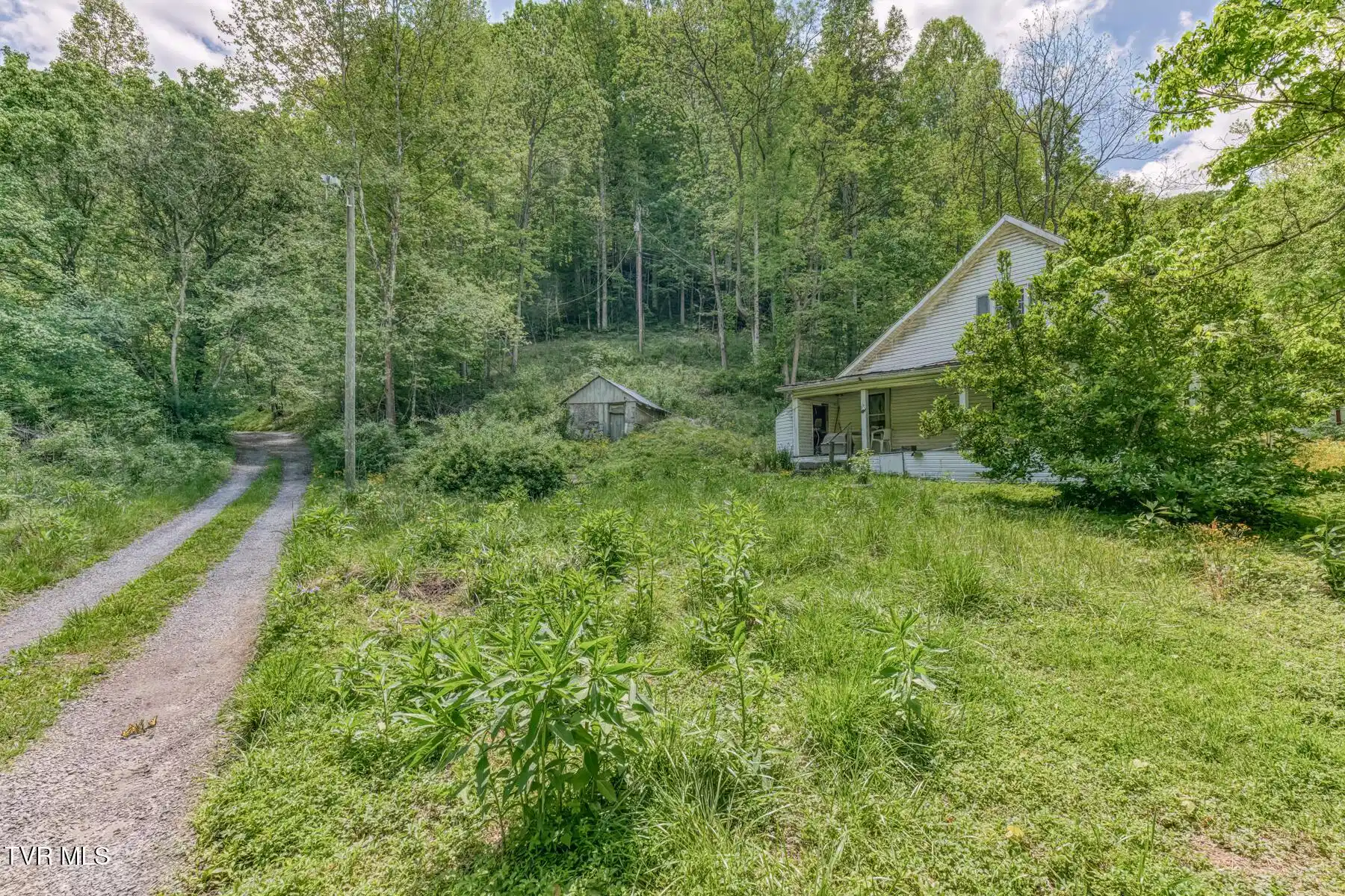 Image 1: 15631 Large Hollow Rd-1