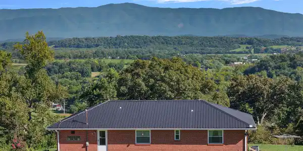 Image 2: 1482 Asheville Hwy 2