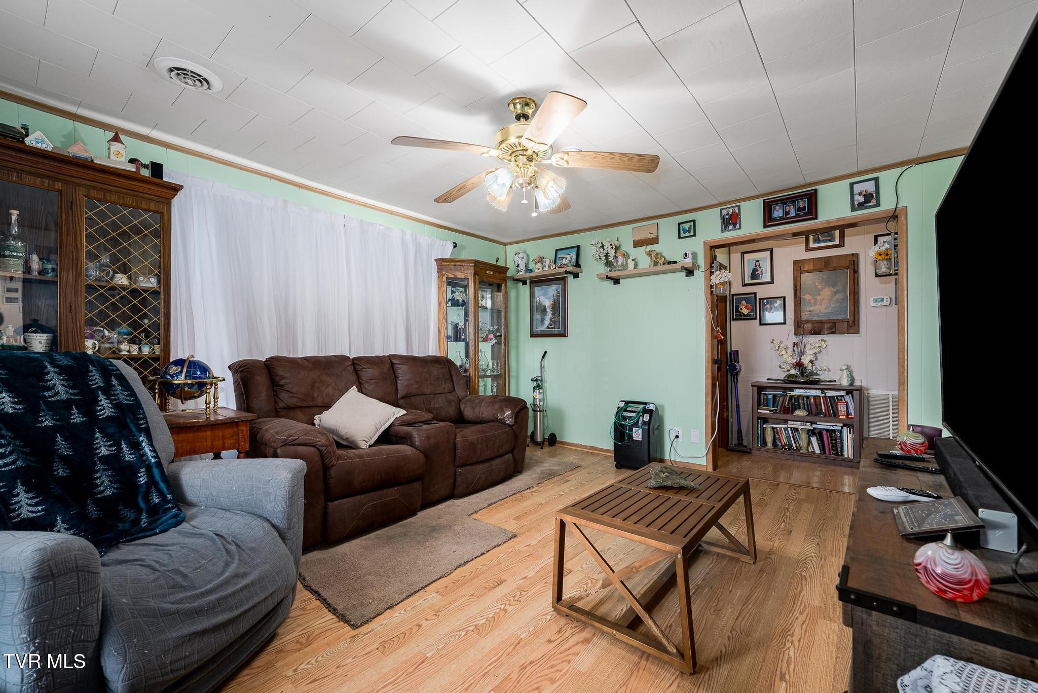 Image 4: 154 Stockton Road (38 of 59)