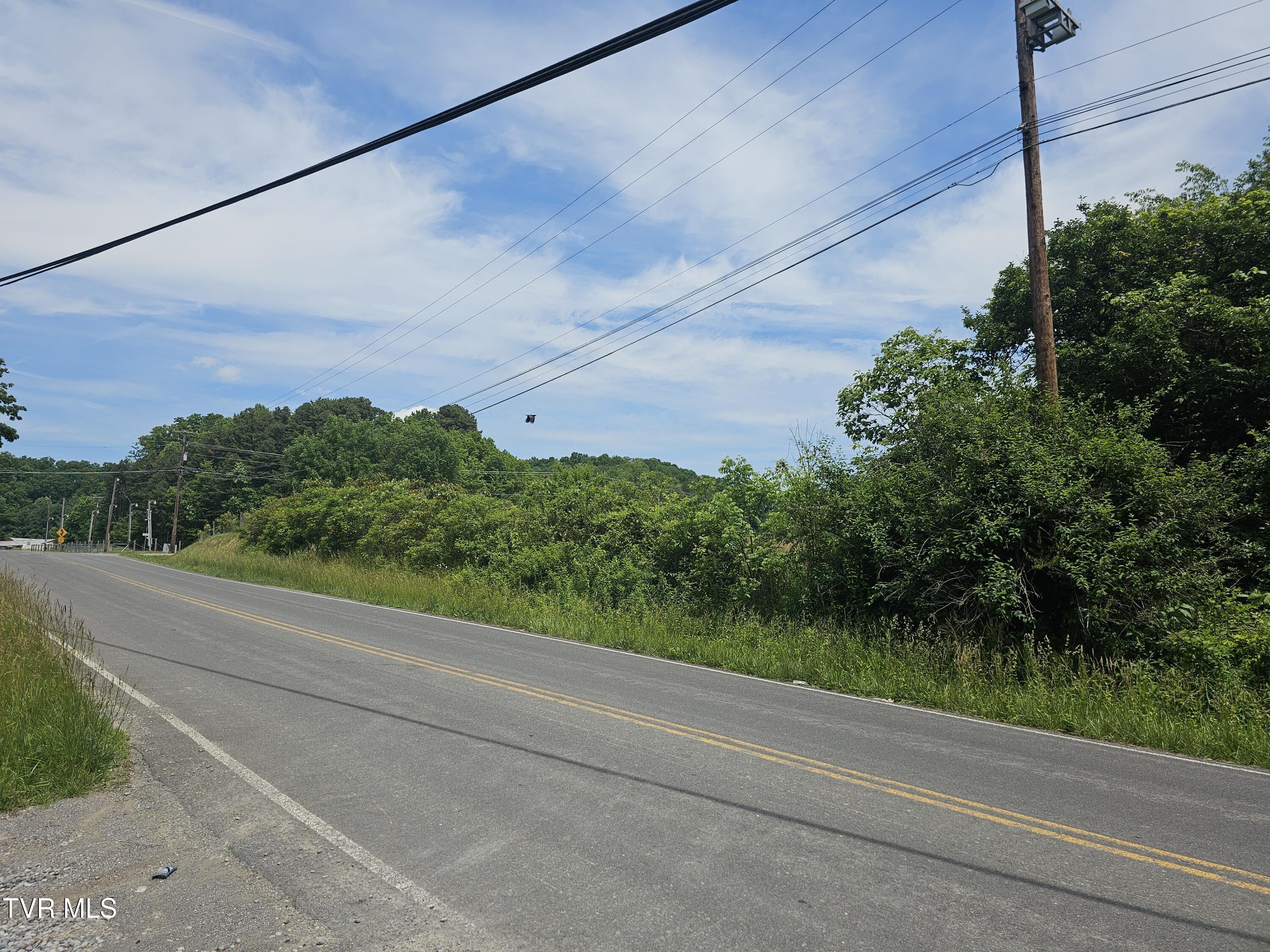 Image 3: road frontage