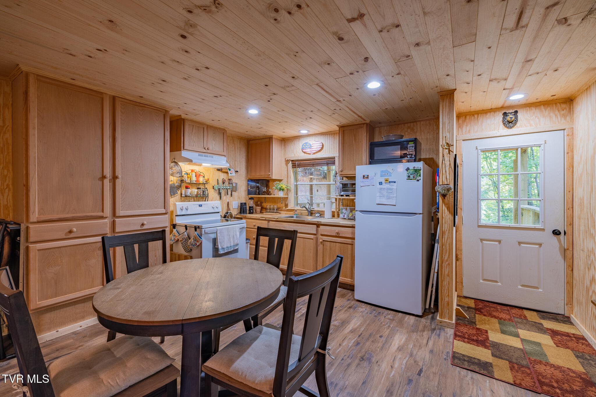 Image 4: 1R9A9551-HDR