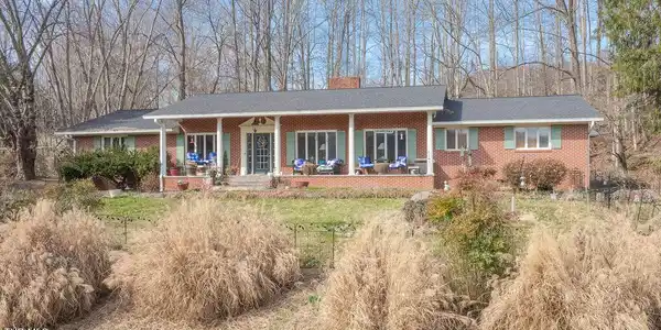 250 Hummingbird Lane