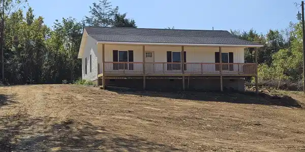 204 Meadowview Road