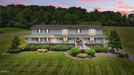 4296 Bloomingdale Road