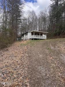1096 Dry Creek Road