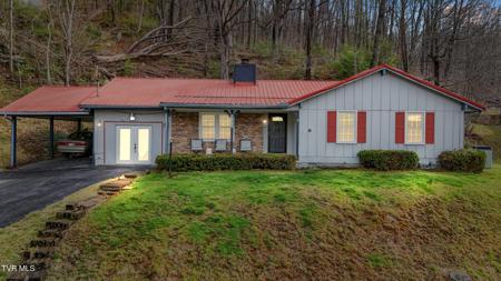 420 Northwest Poplar Street