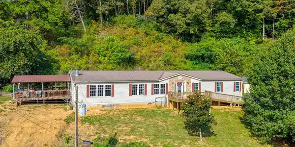 107 Hollow Hill Lane