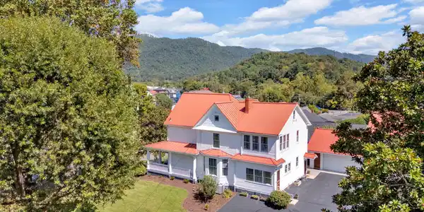 Image 3: 9-web-or-mls-DJI_20250913125548_0690_D